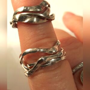 Elegant Puzzle Sterling Silver Twisted Ring